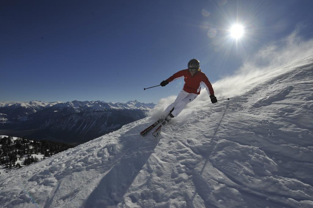 Chalet Des Alpes Bed & Breakfast Crans-Montana Exterior photo